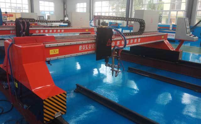 龍門式數控切割機 龍門式數控切割機