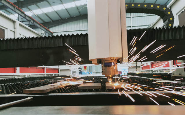 布洛爾數(shù)控等離子切割機 布洛爾數(shù)控等離子切割機