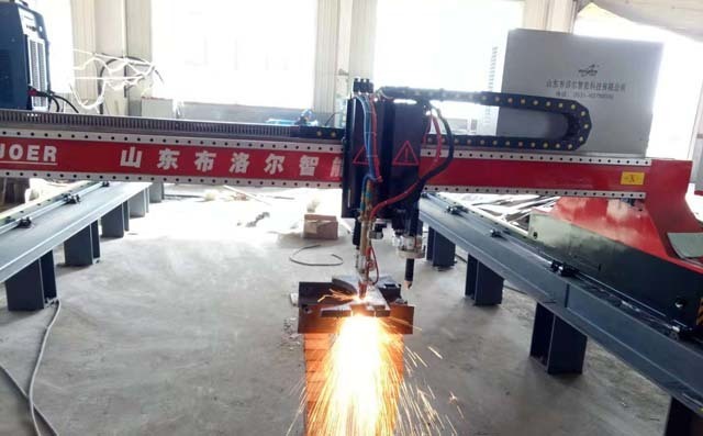 龍門切割機(jī)廠家.jpg 龍門切割機(jī)廠家