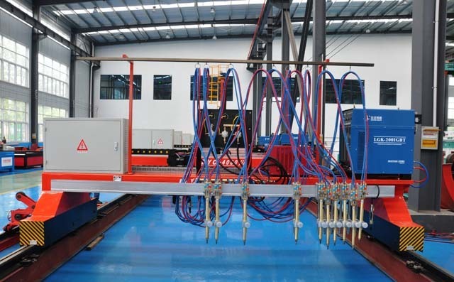 龍門多頭直條切割機(jī) 龍門多頭直條切割機(jī)