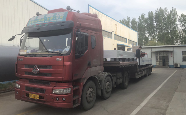 可交換平臺式切割機發(fā)往山東青島 可交換平臺式切割機發(fā)往山東青島