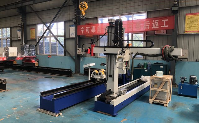 布洛爾雙工位焊接機(jī) 布洛爾雙工位焊接機(jī)