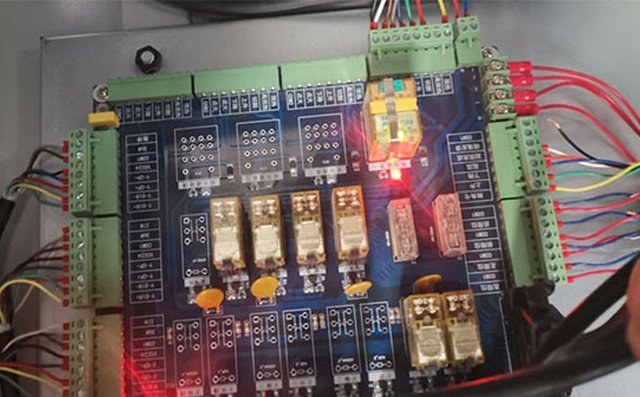 龍門式切割機部分線路板 龍門式切割機部分線路板